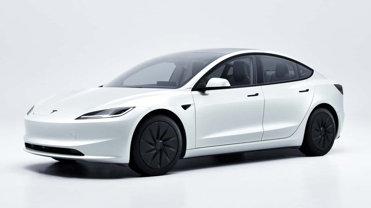 2026 Tesla Model 3 Standard — ось він