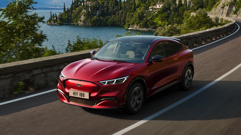 Характеристики Ford Mustang Mach-E AWD ER Lithium-ion (2025)