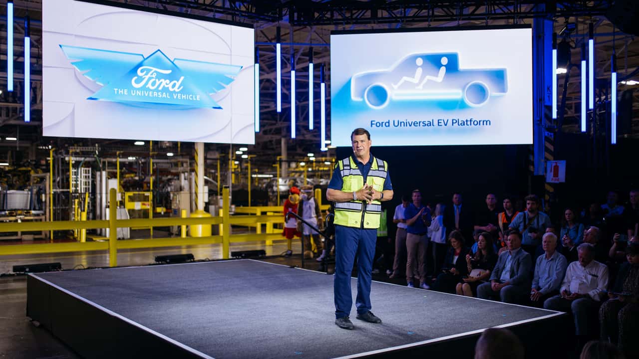 Завод електромобілів Ford майбутнього може зменшити навантаження на працівників