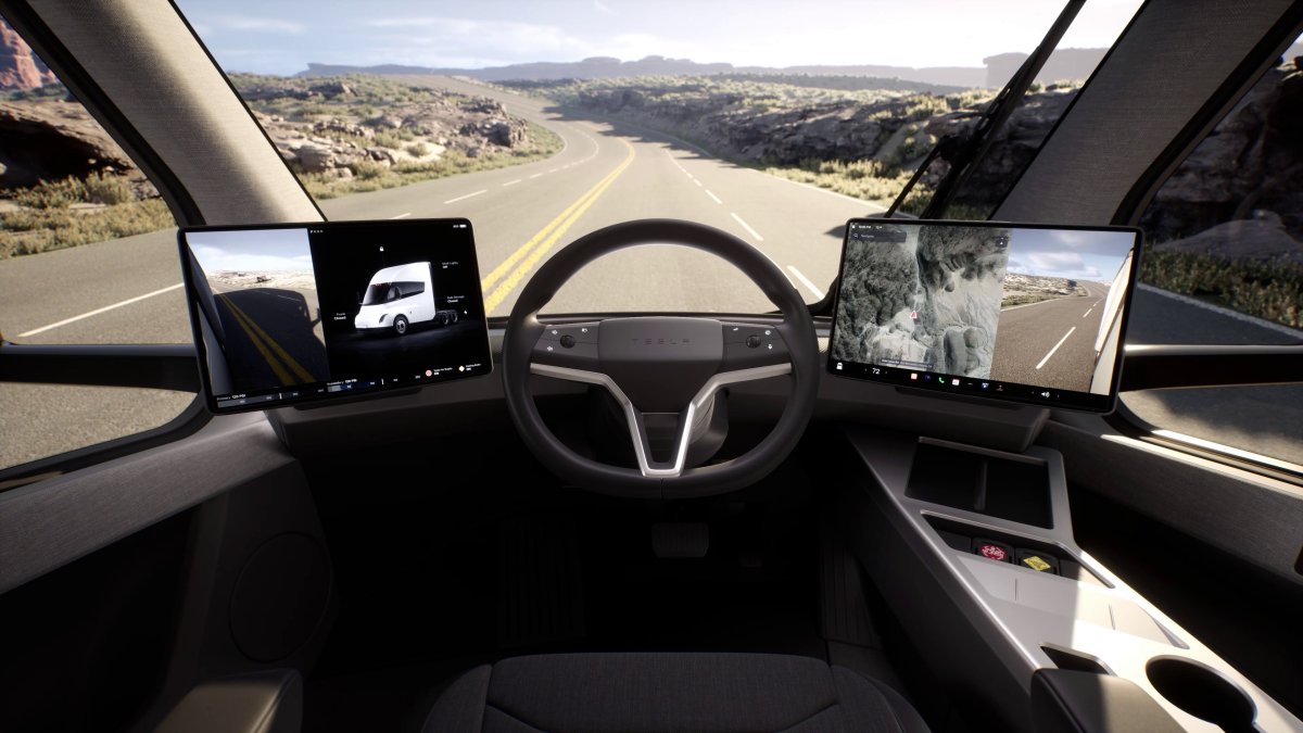 «Хочу піти на пенсію в цьому тягачі»: водій захоплюється Tesla Semi
