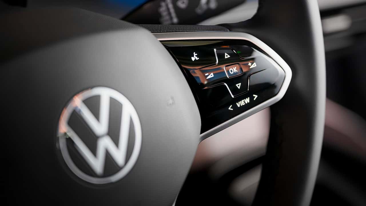 «Це — машина, не телефон»: Volkswagen під позовом через сенсорні кнопки