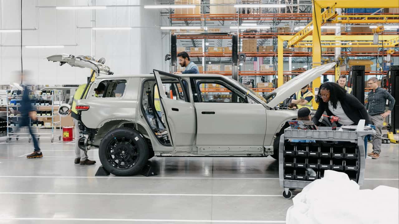 Rivian завершує розширення заводу для кросовера R2