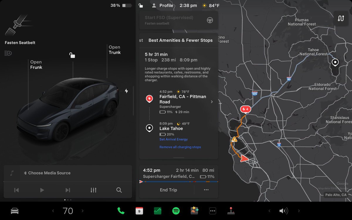 Tesla презентує весняне оновлення 2025: B-пілони, Dashcam Viewer та уникнення трас