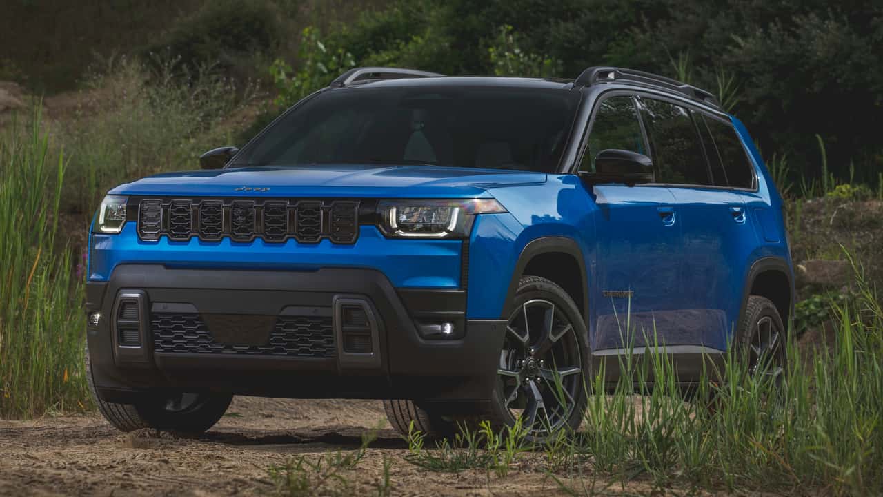 2026 Jeep Cherokee — більший кросовер з крихітною батареєю