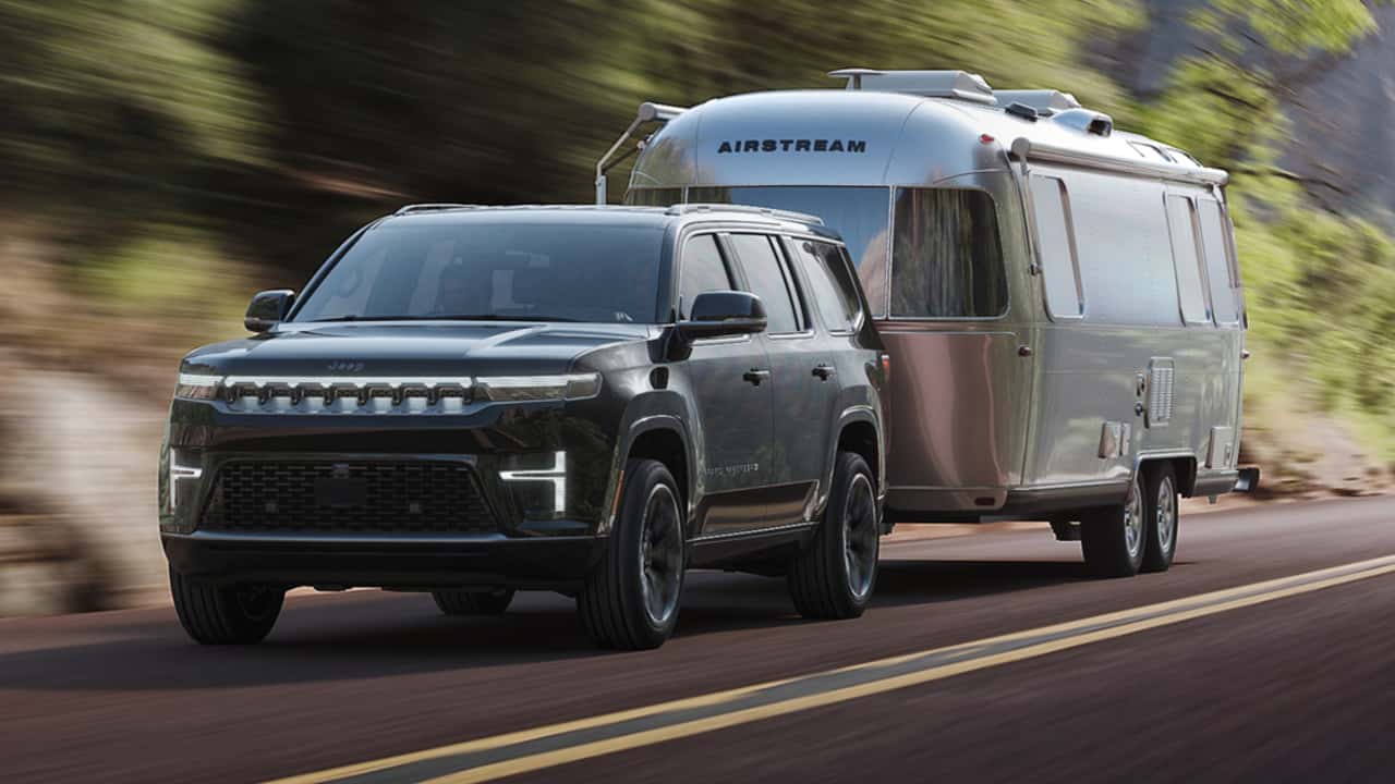 Перший у США електричний SUV з подовженим запасом ходу від Jeep