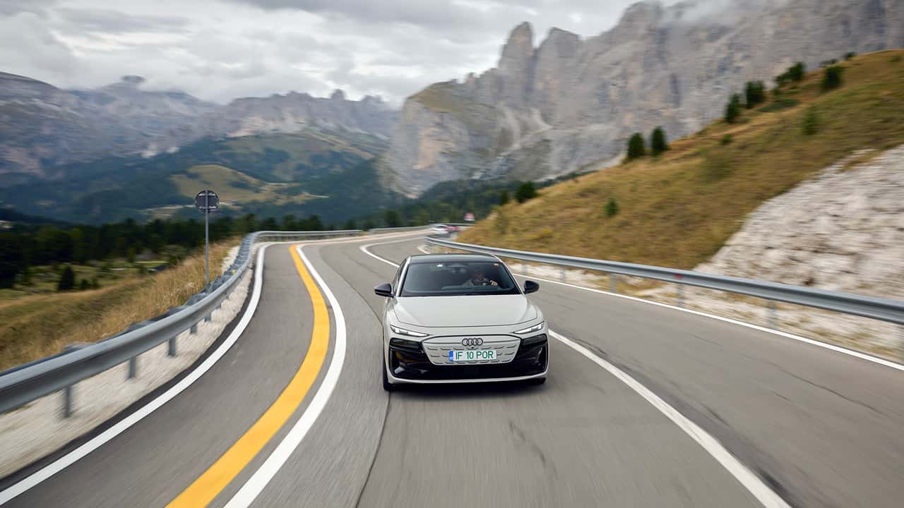 Скільки насправді коштує подорож Європою на електромобілі