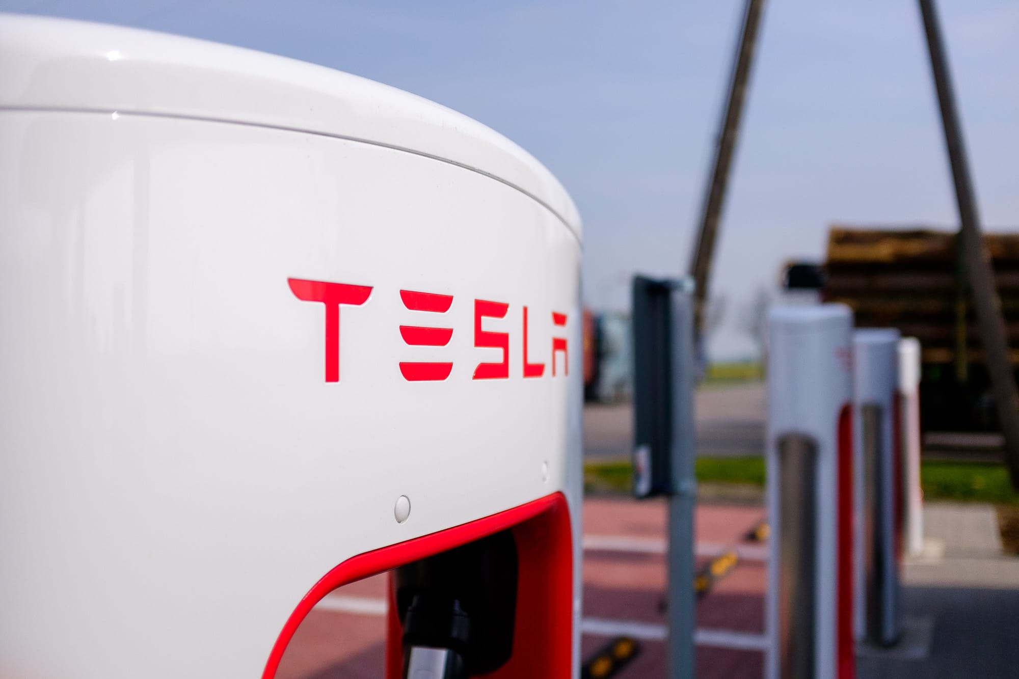 Google Maps полегшив поїздки на електрокарах для Tesla