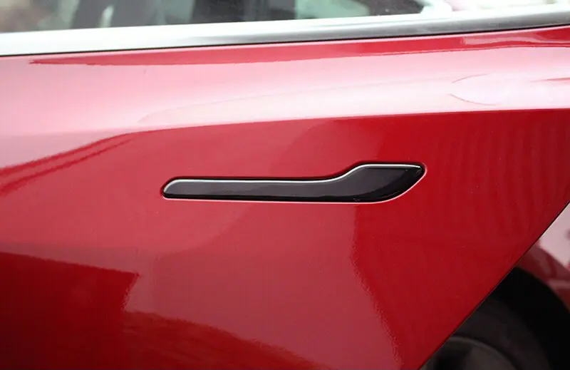 У США розслідують дверні ручки Tesla: що означає для EV-ринку